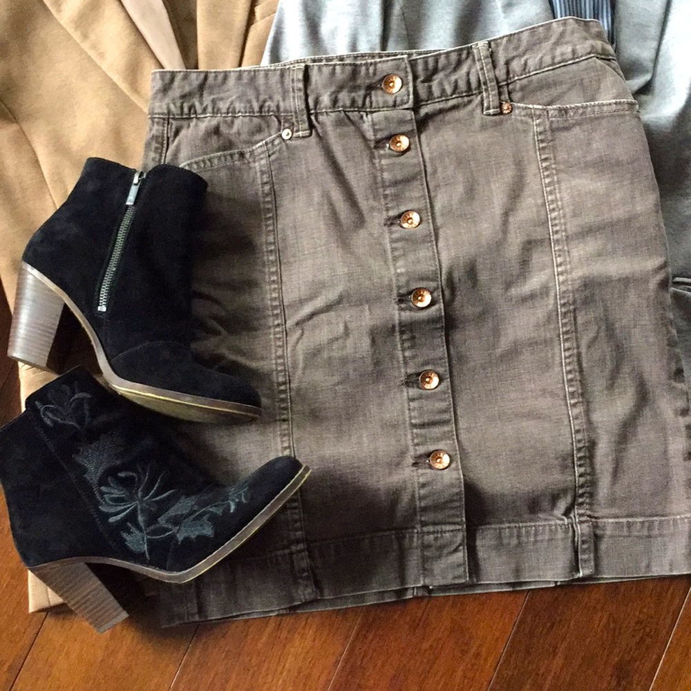 Gap Brown Jean Skirt - women’s 10